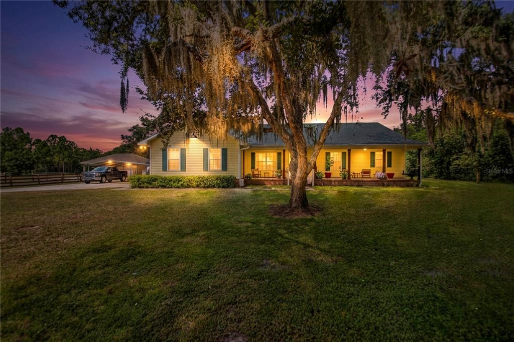 23 Oakwood Rd - 23 Oakwood Rd, Winter Haven, FL 33880 Luxury Property | Jose Angel Pina