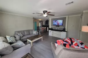 2231 SE State Road 121, Morriston, FL 32668 - Photo 3