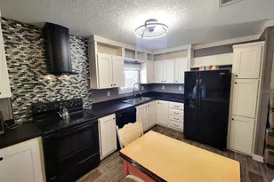 2231 SE State Road 121, Morriston, FL 32668 - Photo 5