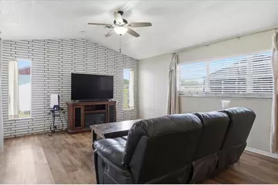 303 Karppe Road, Plant City, FL 33567 - Photo 11