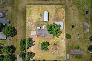 303 Karppe Rd, Plant City, FL 33567 - Photo 3