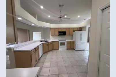 2805 Honeywell Place, Lakeland, FL 33810 - Photo 3