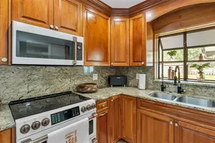 4216 Forest Hills Dr, Lakeland, FL 33813 - Photo 13