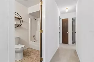 317 Greenwoods Dr, Lakeland, FL 33813 - Photo 9