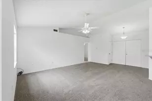 3221 Merlot Dr, Lakeland, FL 33811 - Photo 7