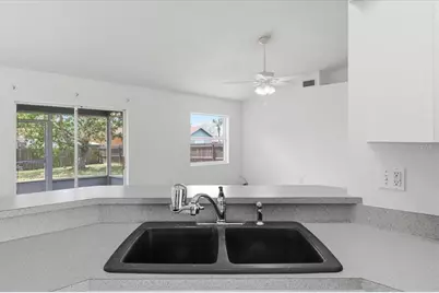3221 Merlot Drive, Lakeland, FL 33811 - Photo 13