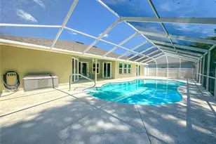 707 Powder Horn Row, Lakeland, FL 33809 - Photo 17