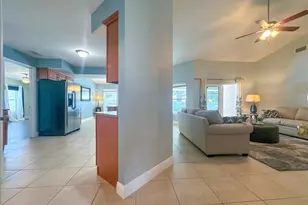 707 Powder Horn Row, Lakeland, FL 33809 - Photo 7