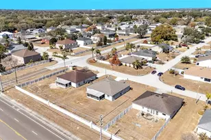 6146 Mission Dr, Lakeland, FL 33812 - Photo 41