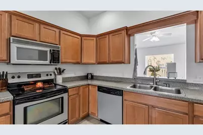 6146 Mission Drive, Lakeland, FL 33812 - Photo 9