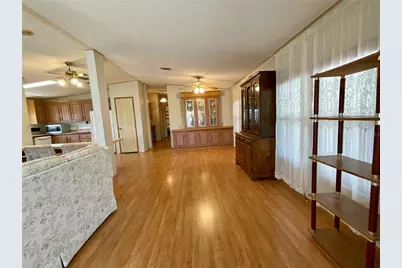 35935 Tanda Circle, Zephyrhills, FL 33541 - Photo 9