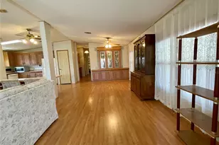35935 Tanda Cir, Zephyrhills, FL 33541 - Photo 9