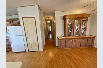 35935 Tanda Circle, Zephyrhills, FL 33541 - Photo 15