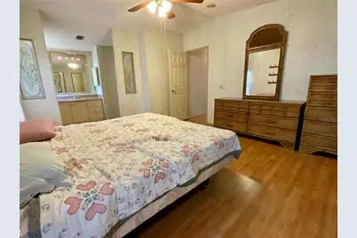 35935 Tanda Circle, Zephyrhills, FL 33541 - Photo 17