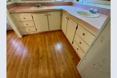 35935 Tanda Circle, Zephyrhills, FL 33541 - Photo 21