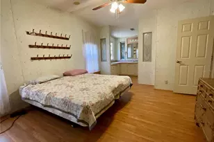 35935 Tanda Cir, Zephyrhills, FL 33541 - Photo 19
