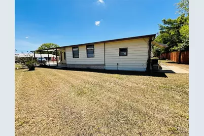 35935 Tanda Circle, Zephyrhills, FL 33541 - Photo 5