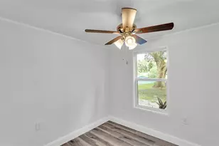 5242 Shadyglen Dr, Lakeland, FL 33810 - Photo 5