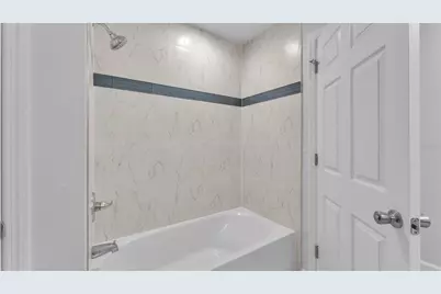 7225 Hileman Drive E, Lakeland, FL 33810 - Photo 11