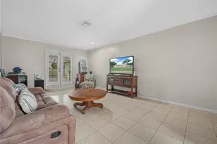 4615 Kings Point Ct, Lakeland, FL 33813 - Photo 5