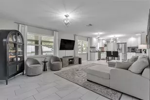 1522 Hallam Dr, Lakeland, FL 33813 - Photo 3
