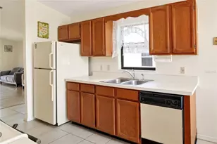 6264 Peacock Run, Lakeland, FL 33809 - Photo 13