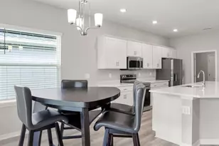 3151 Laurel Oak Ln, Winter Haven, FL 33884 - Photo 3