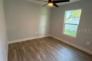 521 Skyline Dr E, Lakeland, FL 33801 - Photo 7