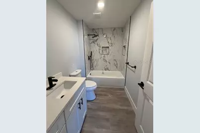 521 Skyline Drive E, Lakeland, FL 33801 - Photo 5