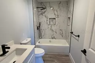 521 Skyline Dr E, Lakeland, FL 33801 - Photo 5