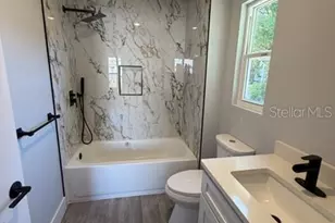 521 Skyline Dr E, Lakeland, FL 33801 - Photo 9
