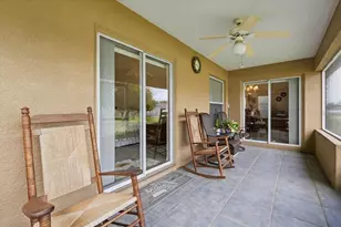 6845 Shimmering Dr, Lakeland, FL 33813 - Photo 11
