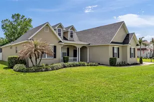 143 Shannon Oaks Dr, Lakeland, FL 33813 - Photo 3
