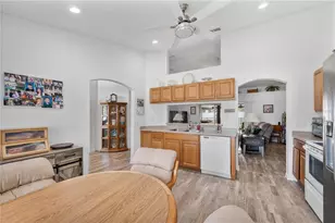 217 Oak Crossing Blvd, Auburndale, FL 33823 - Photo 13