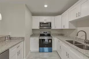 2428 Mosswood Ln, Lakeland, FL 33801 - Photo 13