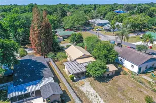 308 W Dixie St, Plant City, FL 33563 - Photo 25