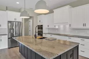 6827 Lakeland Highlands Rd, Lakeland, FL 33813 - Photo 11