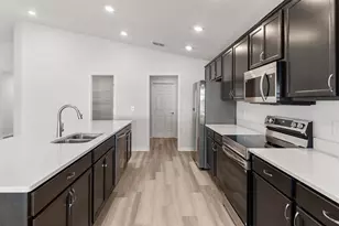 5575 Buckeye Bnd Dr, Saint Cloud, FL 34772 - Photo 9