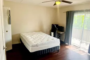 2864 Somerset Park Dr, Tampa, FL 33613 - Photo 11