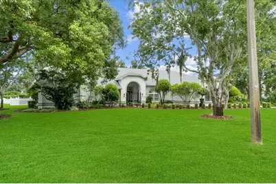 725 Heritage Drive NE, Winter Haven, FL 33881 - Photo 1