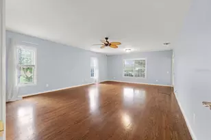 725 Heritage Dr NE, Winter Haven, FL 33881 - Photo 9