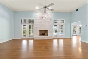 725 Heritage Dr NE, Winter Haven, FL 33881 - Photo 7