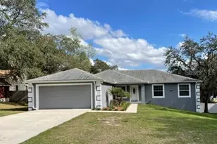 7013 Odoniel Loop W, Lakeland, FL 33809 - Photo 1