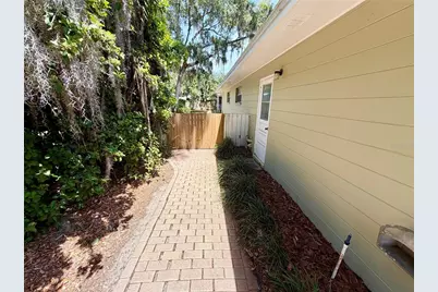 6322 Oak Square E, Lakeland, FL 33813 - Photo 7