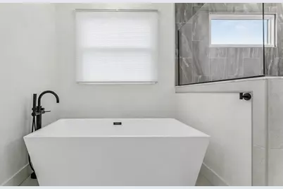 5411 Delphi Hills Circle, Lakeland, FL 33812 - Photo 27