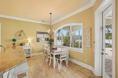 839 Ashton Oaks Circle, Lakeland, FL 33813 - Photo 9