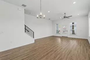 1031 E Lime St, Lakeland, FL 33801 - Photo 5