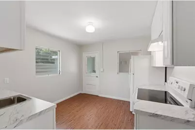 2437 Jungle Street, Lakeland, FL 33801 - Photo 9
