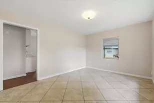 2437 Jungle St, Lakeland, FL 33801 - Photo 5