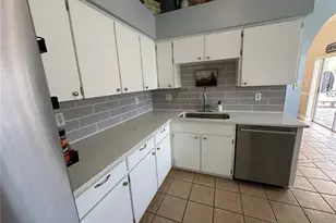4712 Bloom Dr, Plant City, FL 33566 - Photo 17